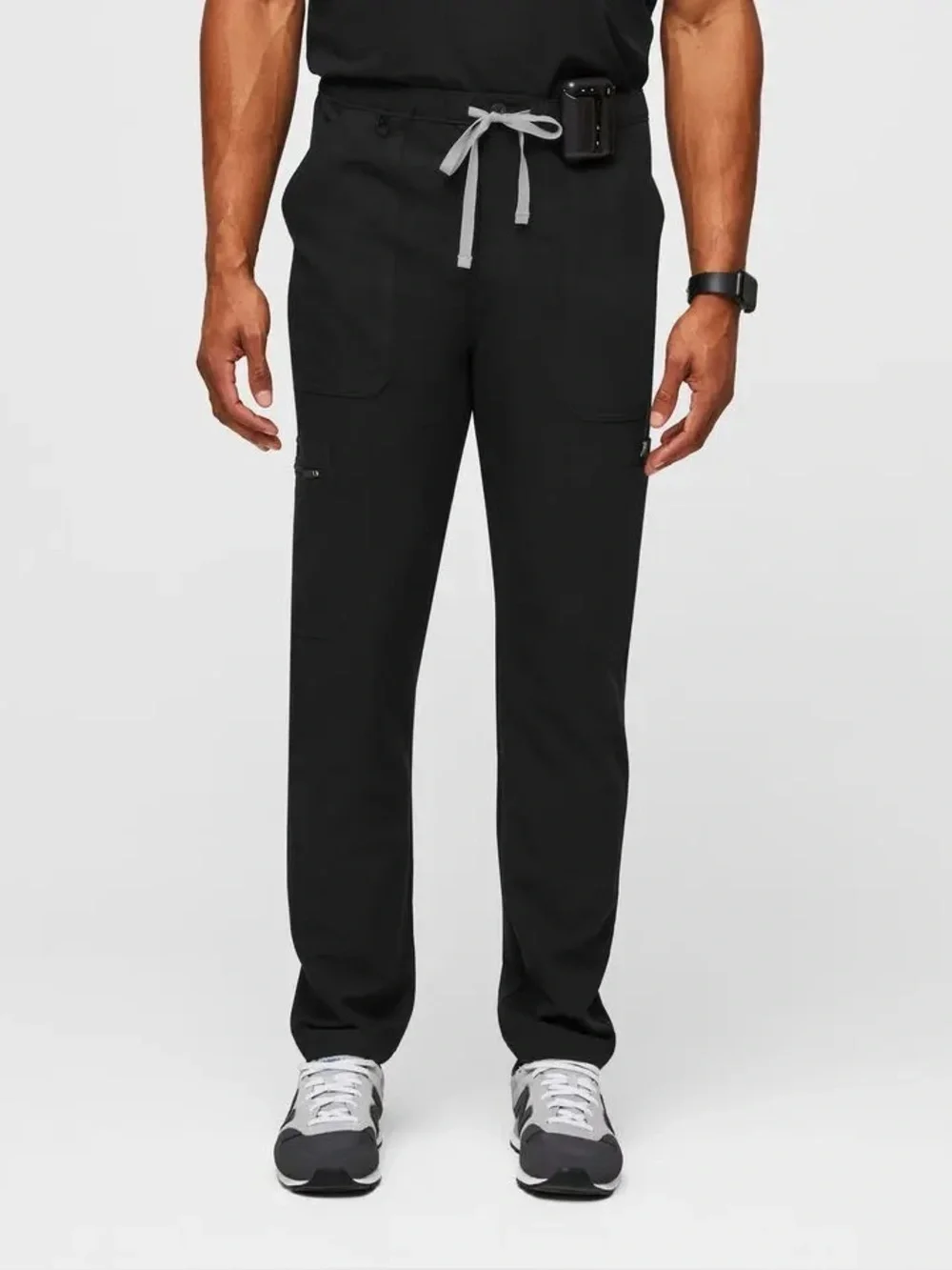 Figs | Men's Cairo Cargo Scrub Pants Size Large Black
